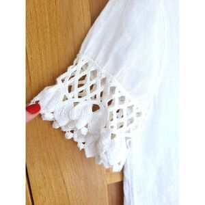 White 100% Linen Crochet‎ Trim SMALL Round Neck Blouse Made Italy Minimalist